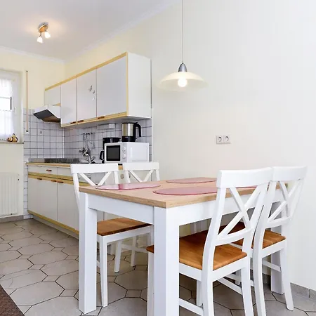 Haus Pirateninsel Apartamento Bensersiel