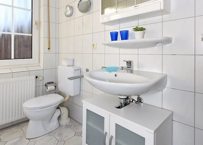 Haus Pirateninsel 公寓 *